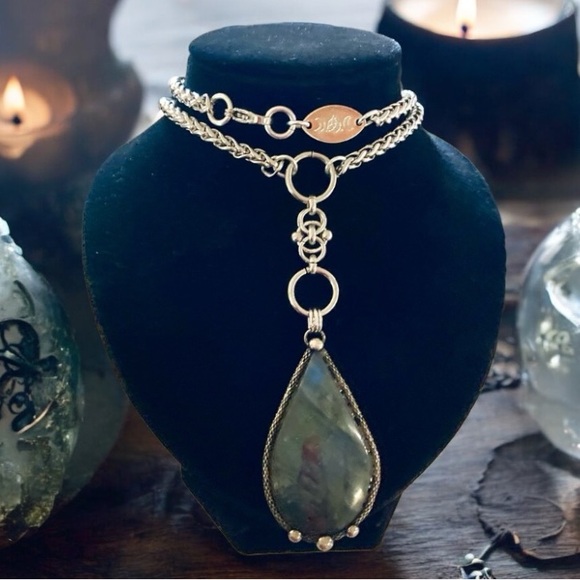 Genuine dark blue green iridescent flash labradorite celtic lariat